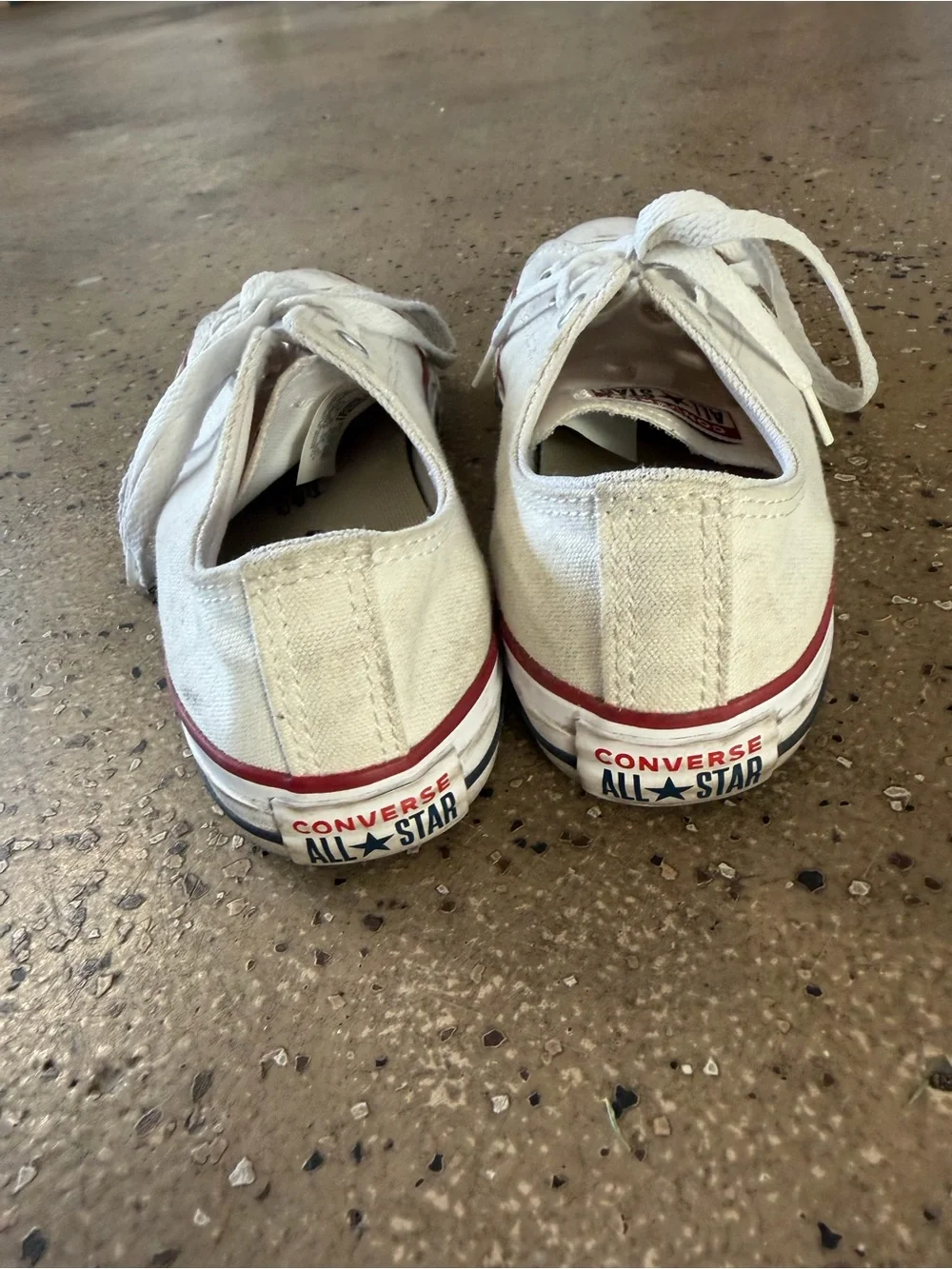 Converse All Star Chuck Taylor Canvas Low Top, Classic Sneaker - US SIZE 3